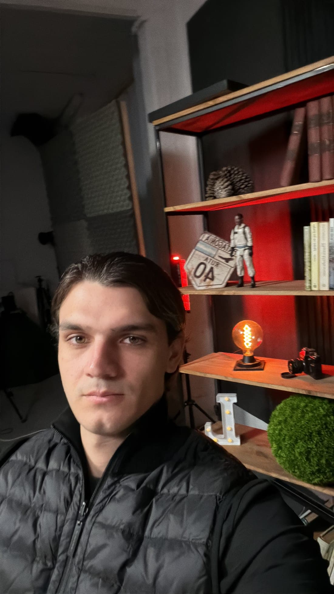 Manu Dominguez en su estudio